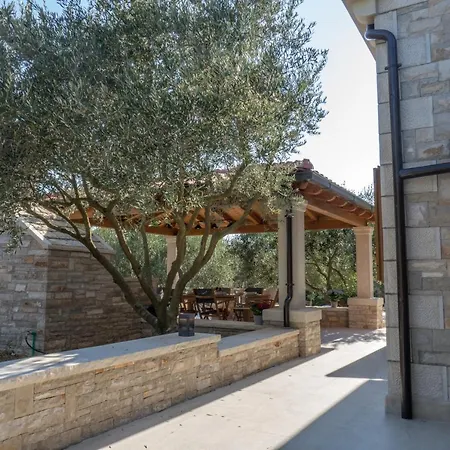 Stone House Casa de Férias